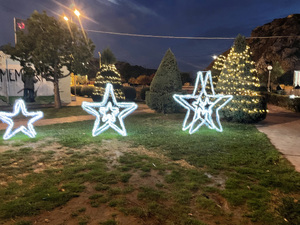 Σετ από Χριστούγιεννιατικα επιδαπέδια αστέρια τριών διαστάσεων